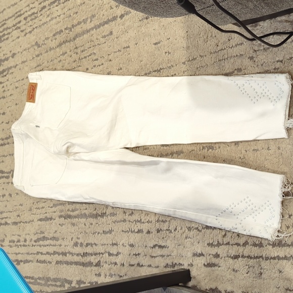 Levi 711 skinny ankle whit jeans with studded bottoms - Picture 6 of 7